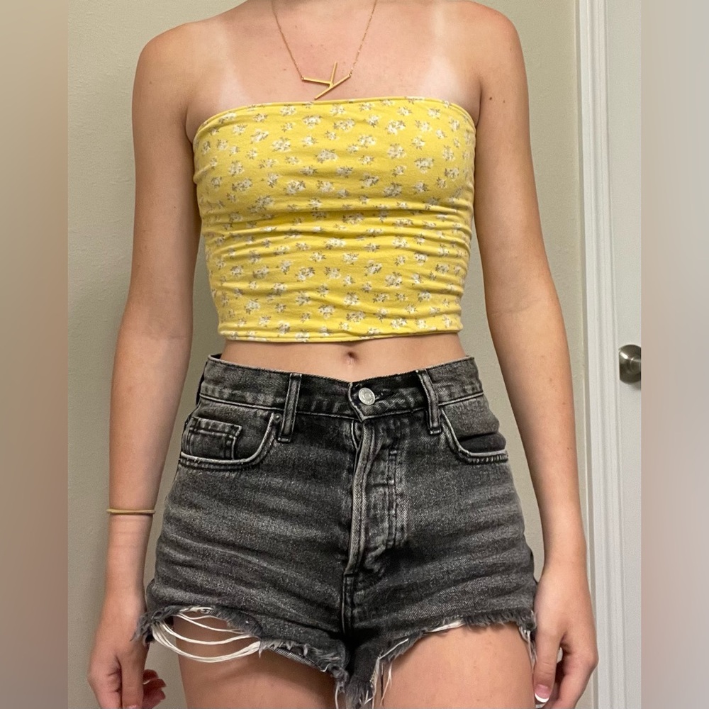 Hollister Reversible yellow tube top